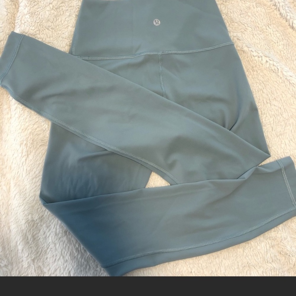 Lululemon Wunder Under 31 inseam